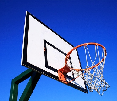 AStA sucht Teilnehmer für Basketballturnier am Samstag
